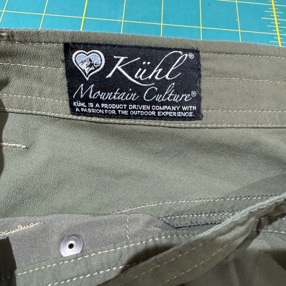 Kuhl shorts. - Picture 10 of 10